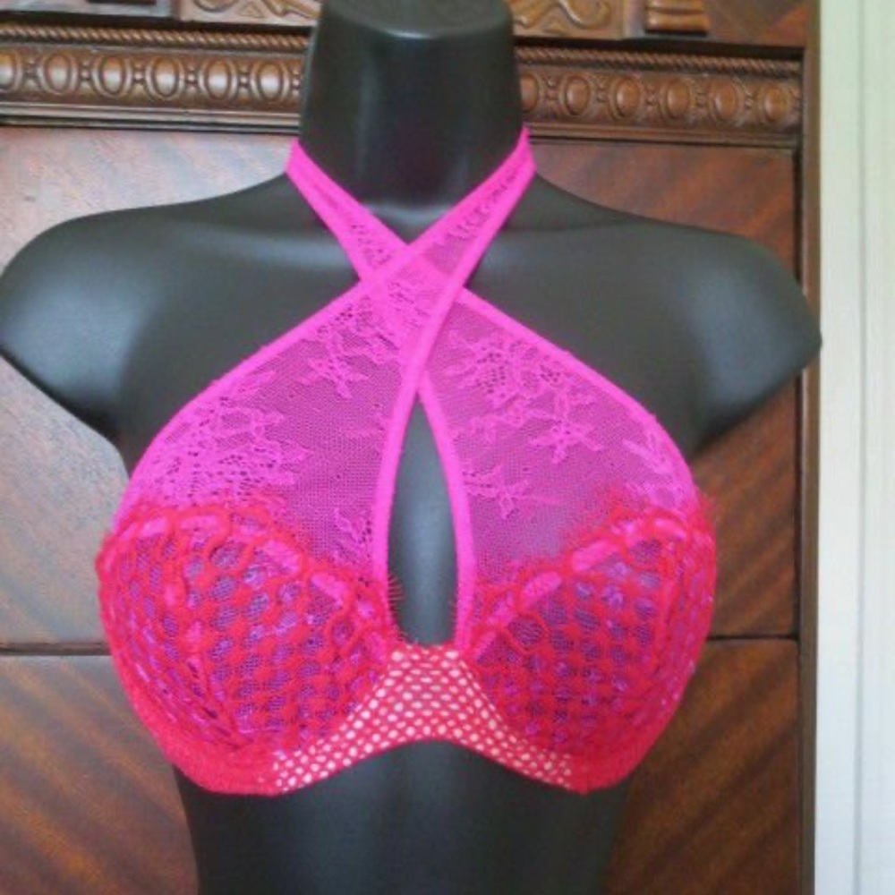 NWT Victoria’s Secret summer halter bralette